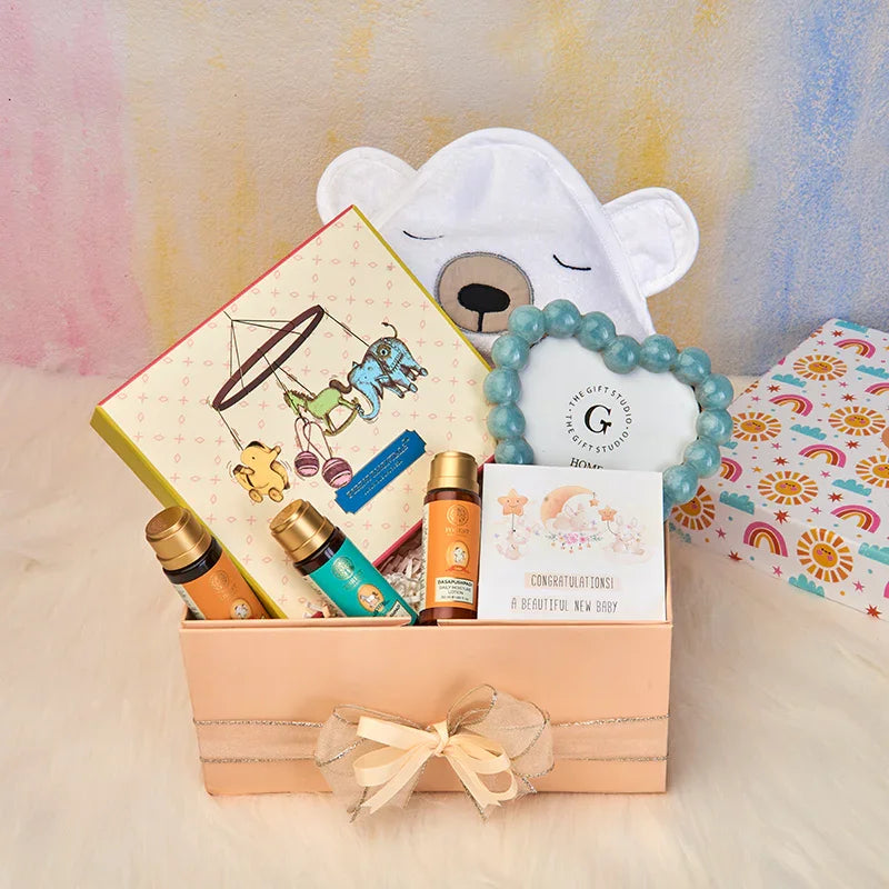 Baby Bath & Cuddle Hamper - Image 2