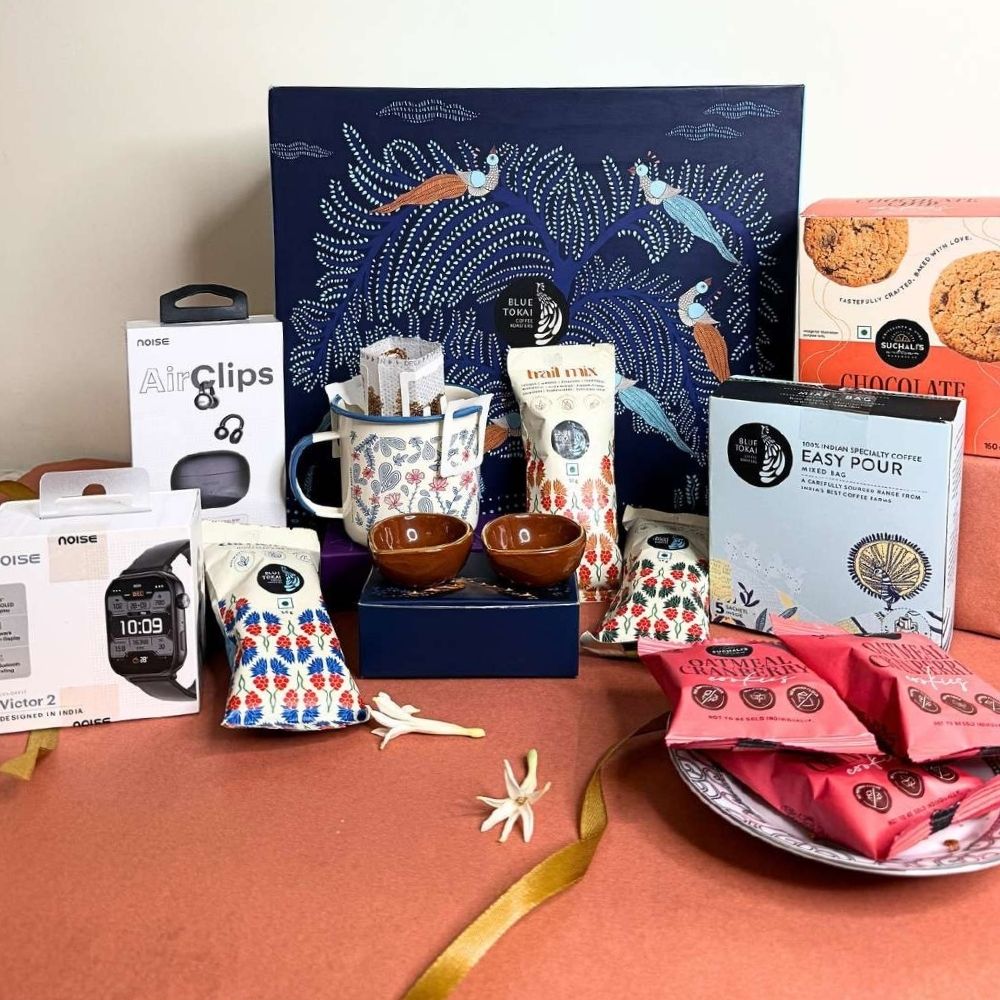 Tech & Treats Premium Box