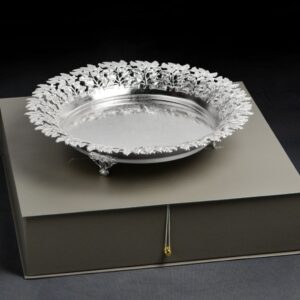 Leaf Border Round Tray