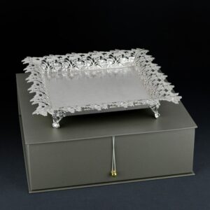 Leaf Border Square Tray